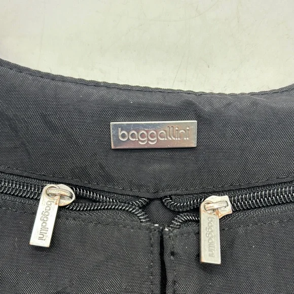 Baggallini Black Nylon Crossbody Bag NYB7886K - Picture 2 of 9